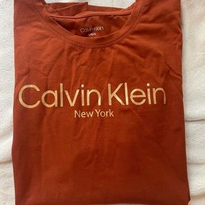 Womens Calvin Klein fitted tee